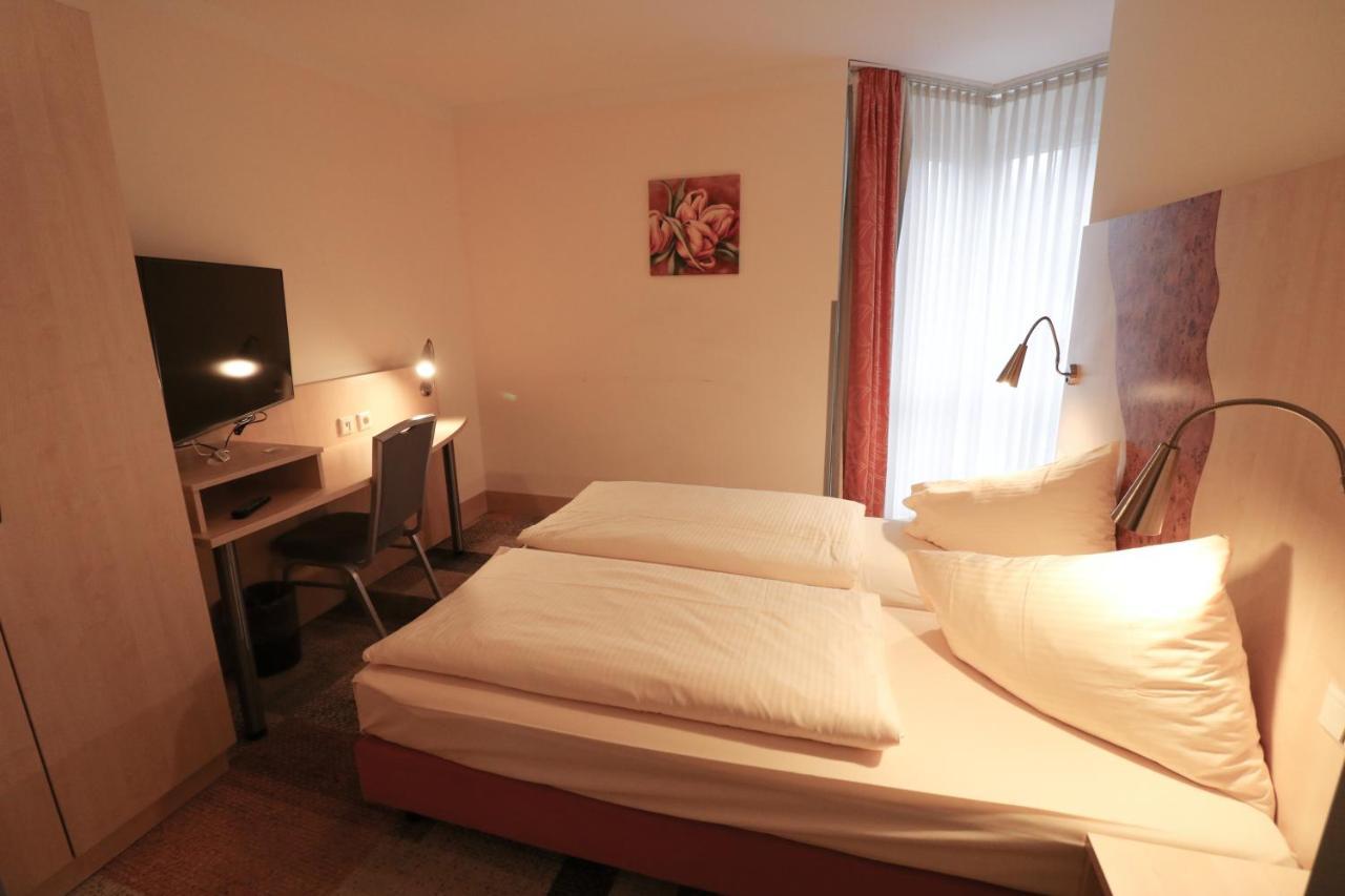 Petul Apart Hotel Ernestine Эссен Экстерьер фото