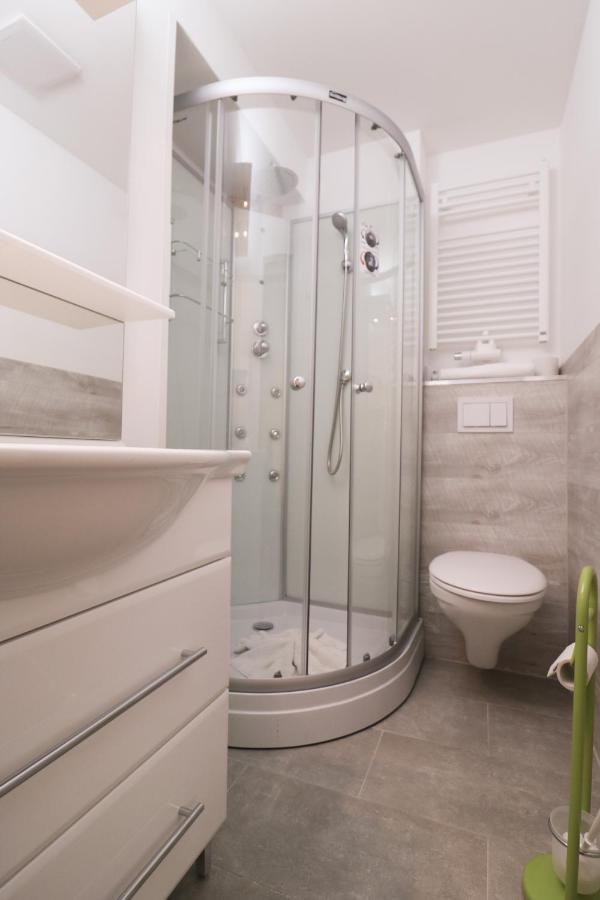 Petul Apart Hotel Ernestine Эссен Экстерьер фото