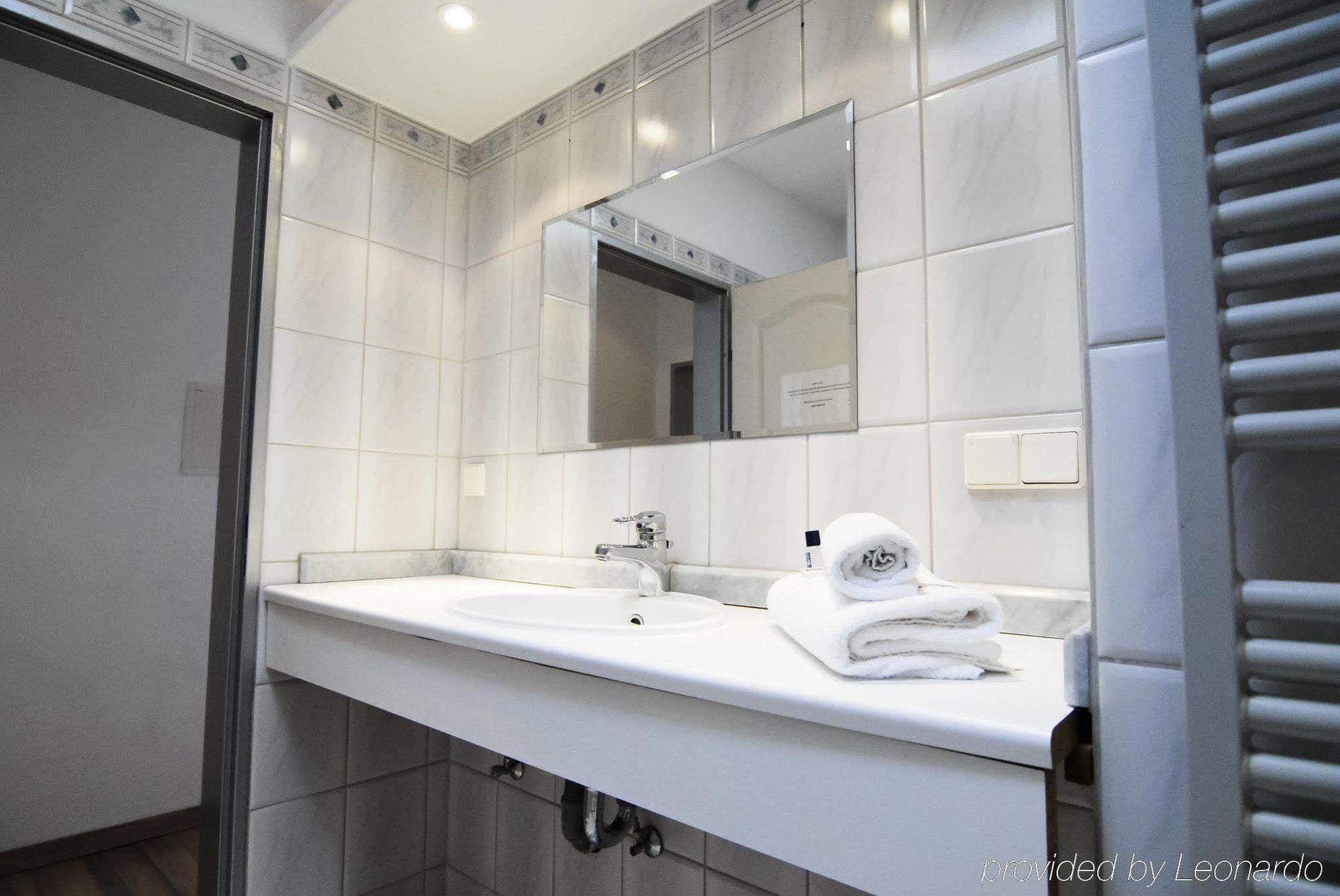 Petul Apart Hotel Ernestine Эссен Экстерьер фото